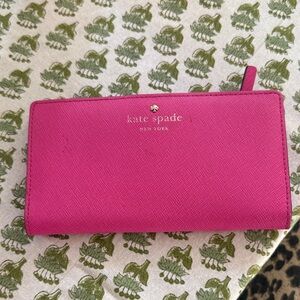 Kate Spade Fuchsia Wallet